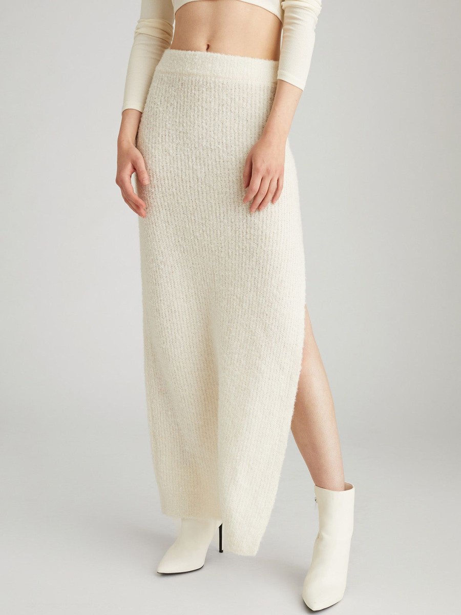 Women 525 America | Gwen: Boucle Maxi Skirt Chalk