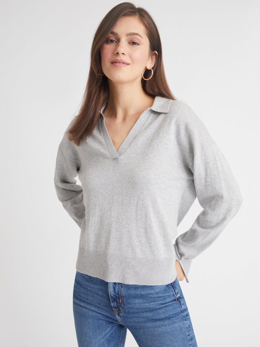 Women 525 America | Maddi: V-Neck Collar Pullover