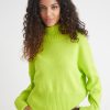 Women 525 America | Blair: Mockneck Pullover