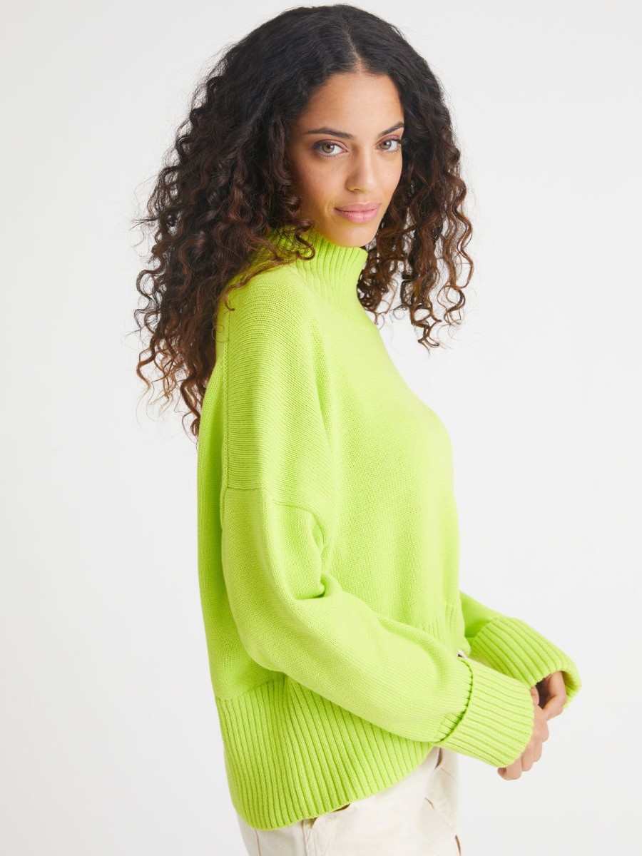 Women 525 America | Blair: Mockneck Pullover